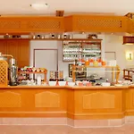 Montana Hotel 3*