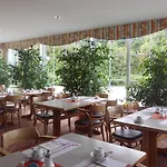 Montana Hotel 3*
