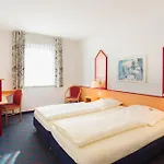 Montana Hotel Lauenau