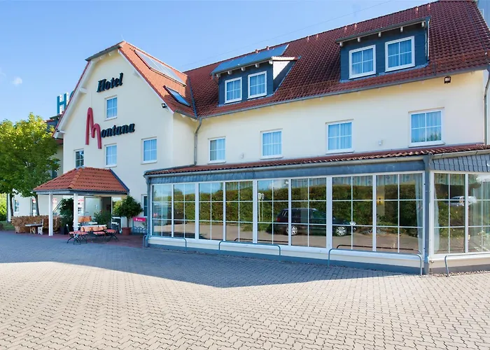 Hotel Montana Lauenau Отель 3*